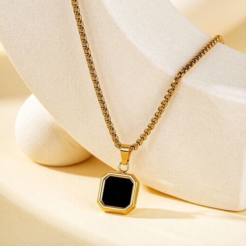 Temperature Reveal Photo Necklace - Personalised Keepsake Pendant